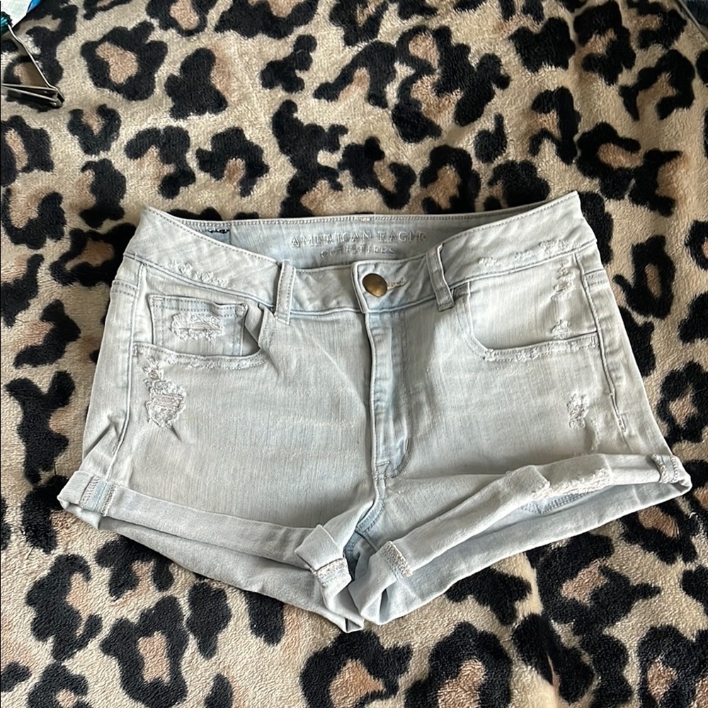 American Eagle Outfitters - light blue hi-rise shortie - super stretch - size 8